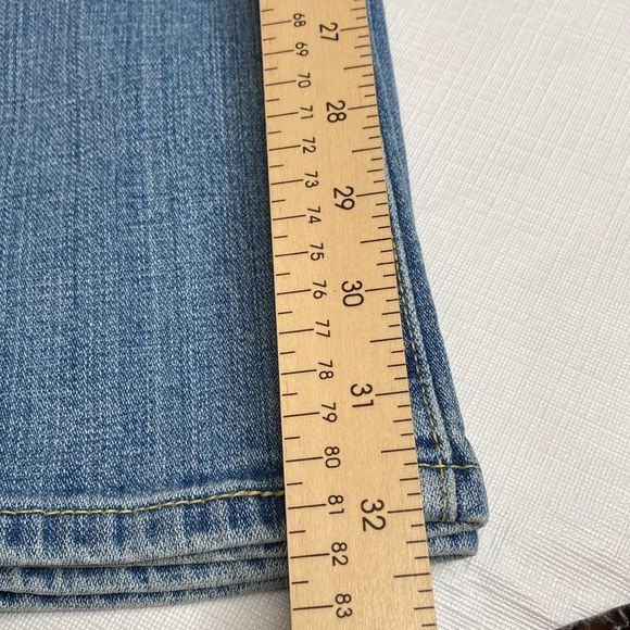 Levi’s 515 Jeans Bootcut Medium Wash Blue Jeans - Picture 12 of 13